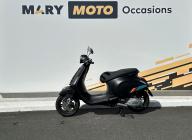 VESPA PRIMAVERA 125