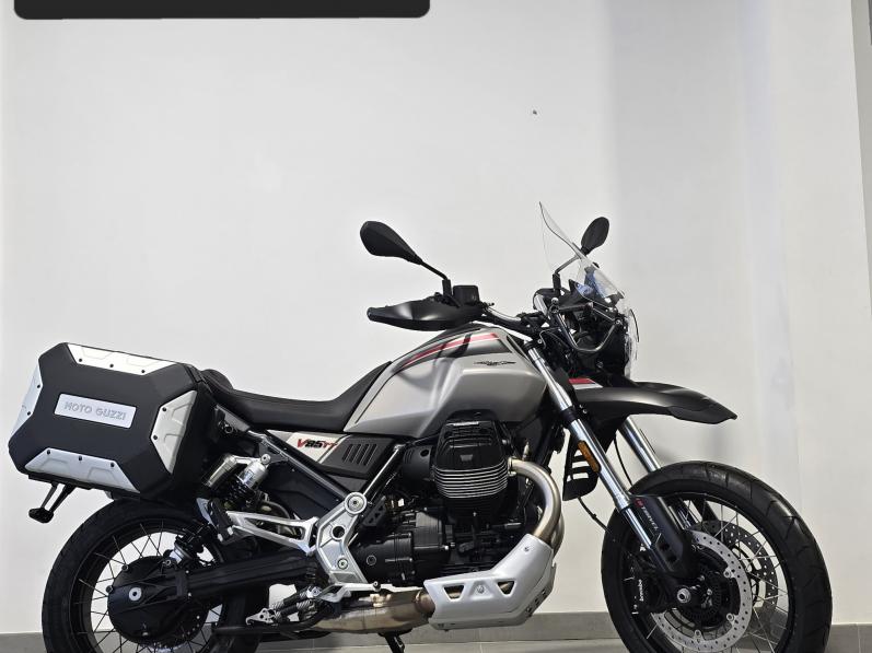 MOTO GUZZI V85 TT TRAVEL 