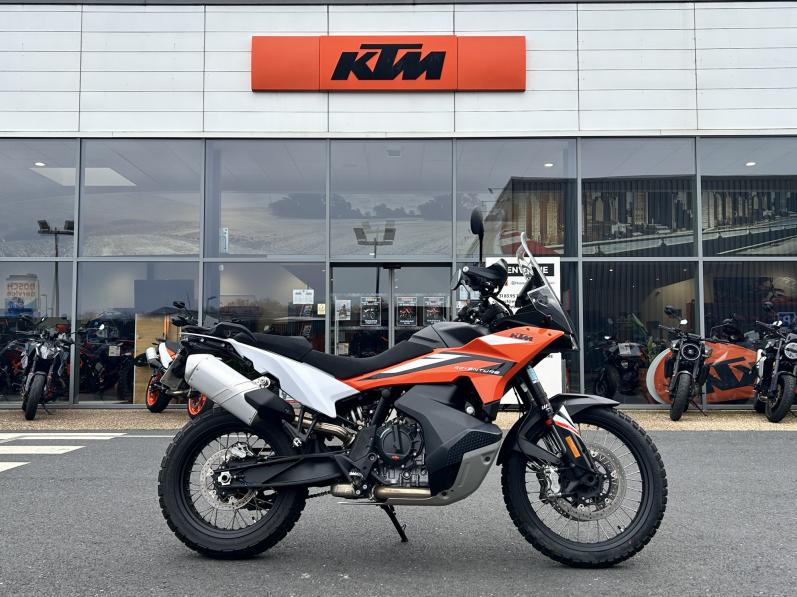 KTM 890 ADVENTURE