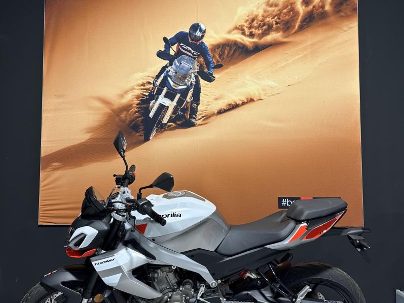 APRILIA TUONO 457