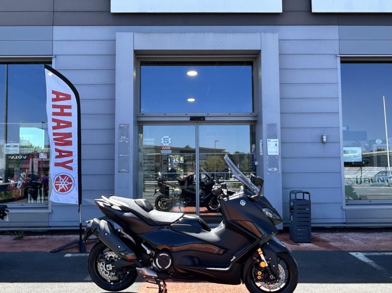 YAMAHA XP T-MAX 560 TECH MAX